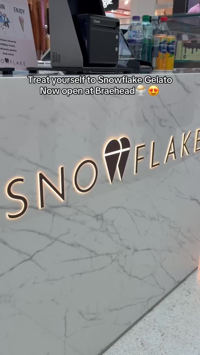 Something sweet has arrived at Braehead😍❄️Treat yourself this weekend @snowflakegelato ✨#braeheadshoppingcentre #sweettreats #snowflake
